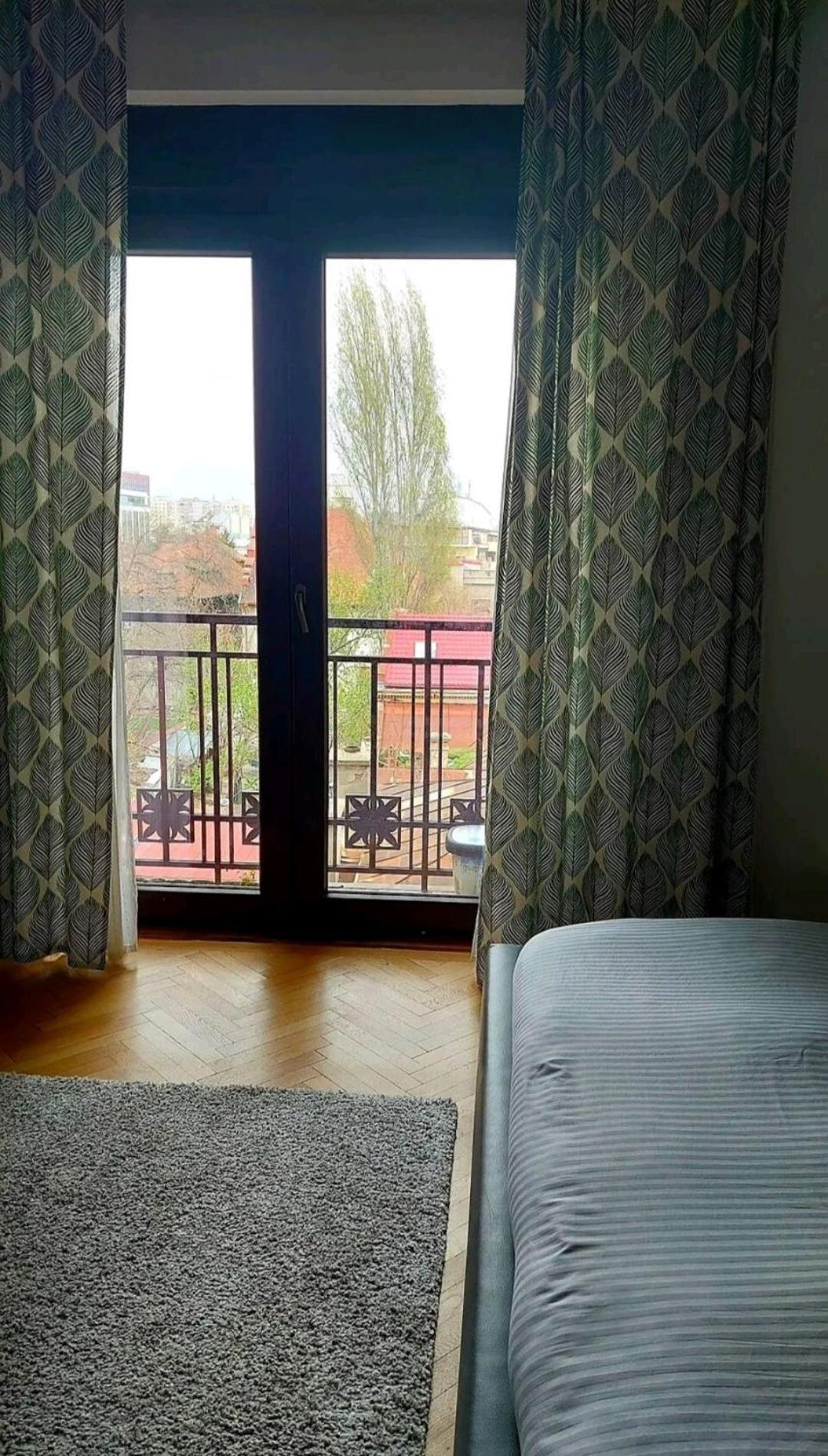 Classy Apartment With Parking In The City Center Bucarest Exterior foto